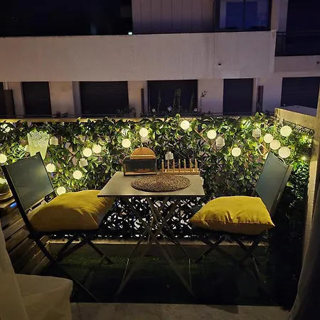 Appartement Charming For Two With Balcony In Antibes