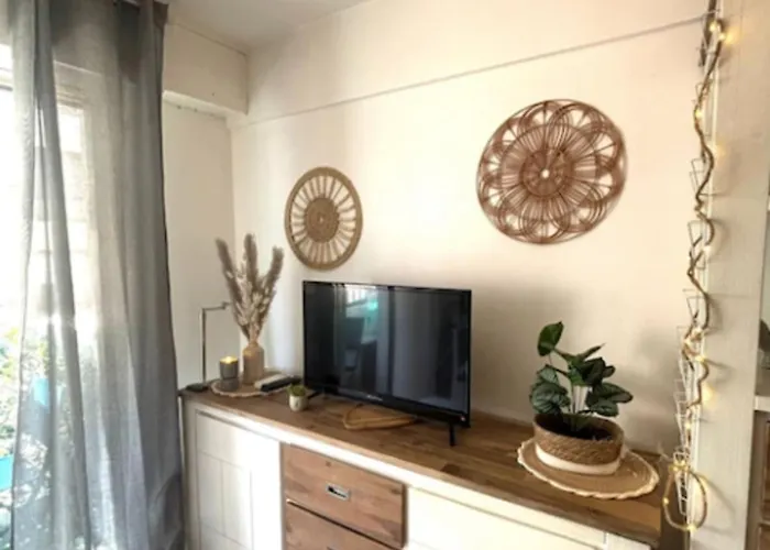 Charming For Two With Balcony In * Antibes