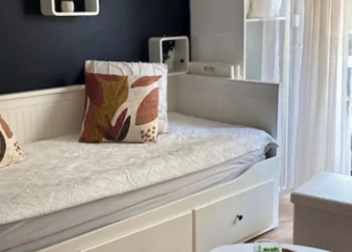 Charming For Two With Balcony In Apartamento Antibes